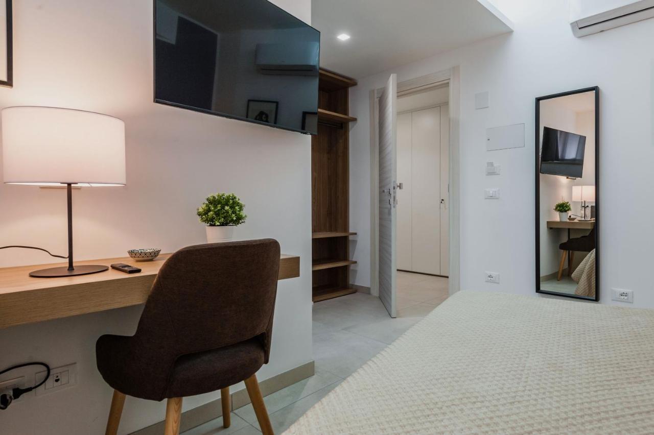 Archimede'S Rooms Syracuse Екстер'єр фото